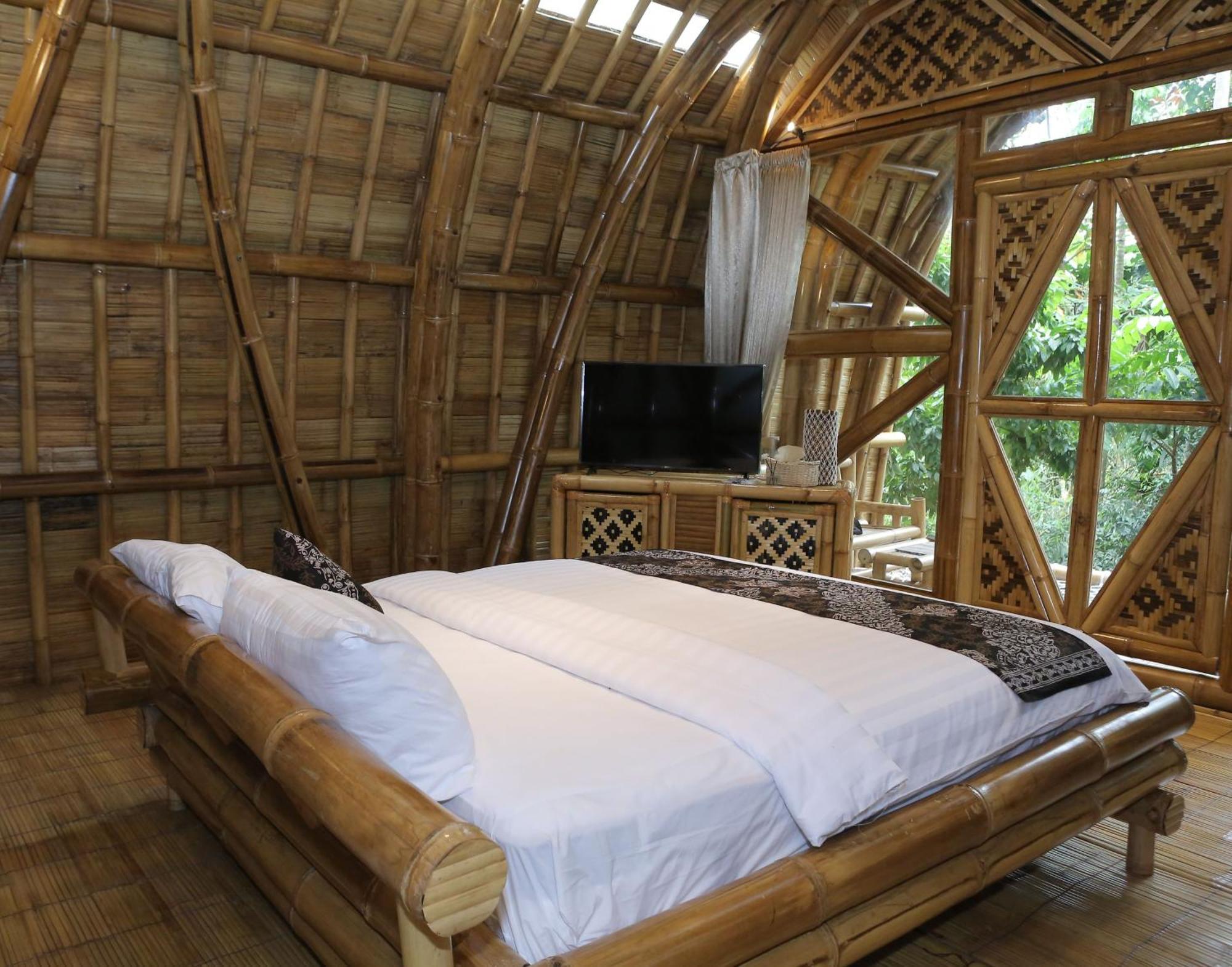 Resor The Osing Bamboo - A Liberta Collection